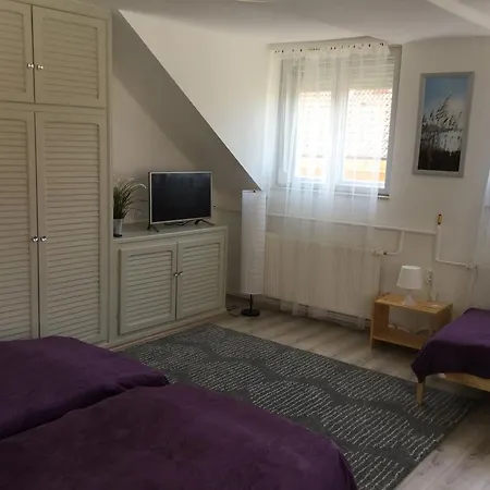 Guest house Avas